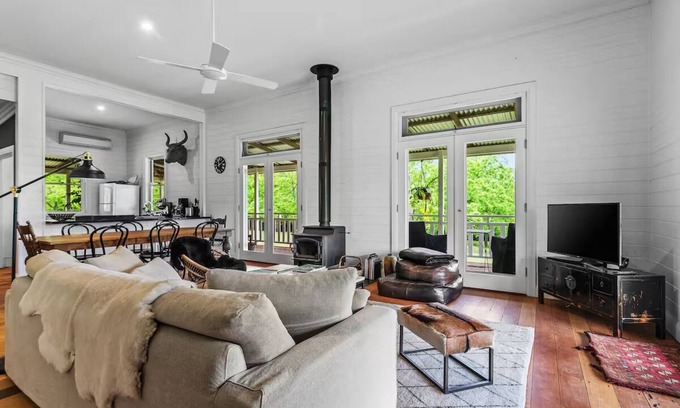 Fernleigh Other | Private Byron Bay Hinterland stunning Queenslander retreat on 20 acres