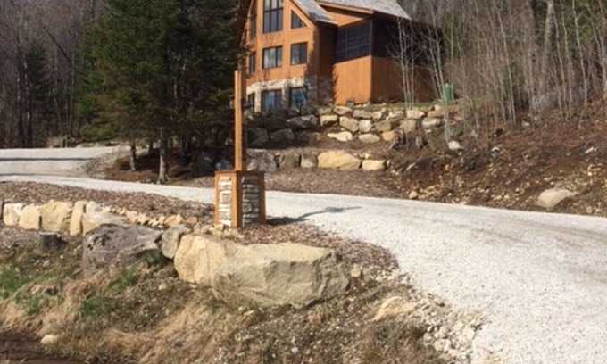 Saint-Faustin-Lac-Carre Cottage | Private All Season Beautiful Chalet (Le Valais) - Close to Golf & Ski