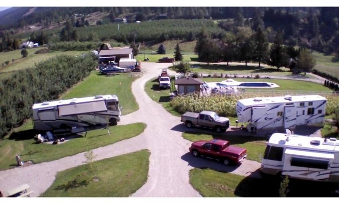 Central Okanagan Cabin | Private cabin in orchard setting