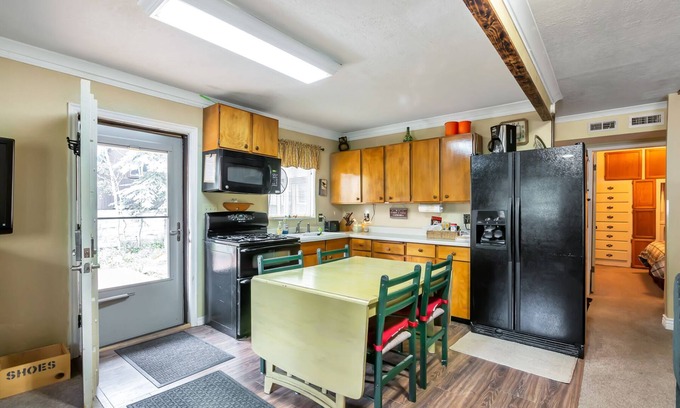 Midway Cabin | Private Cabin in Snake Creek Cyn. Midway and Soldier Hollow/Deer Creek