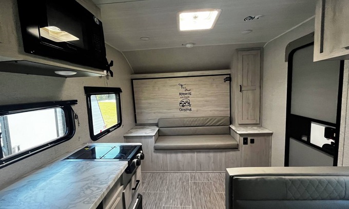 Martinsville RV Rental | Private campground with camper rental in charming Ridgeway