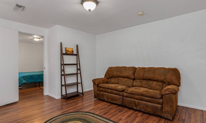 Pueblo House | Private carriage house