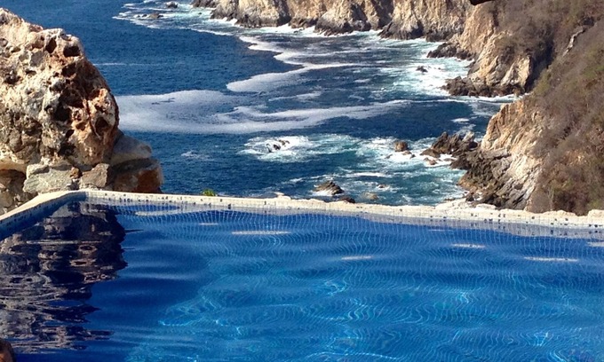San Pedro Pochutla Villa | Private Cliffside Villa on the Oaxacan Coast with Unforgettable Views, All solar