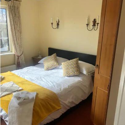 Clontarf House | Private comfortable bedroom