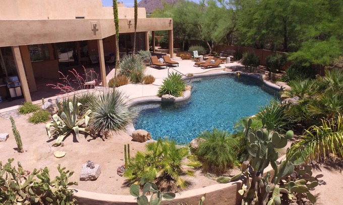 North Scottsdale House | Private Contemporary Adobe N. Scottsdale Golf Central, Resort Style Pool&Misters