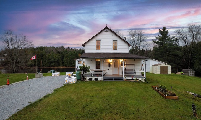 North Frontenac Cottage | Private cottage in Ardoch North Frontenac Ompah Community fishing kayak & boat