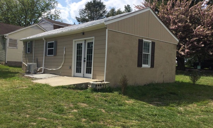Magnolia Cottage | Private cottage