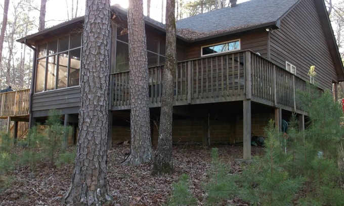 Mount Ida House | Private Country Cabin 1.4 miles to Lake Ouachita