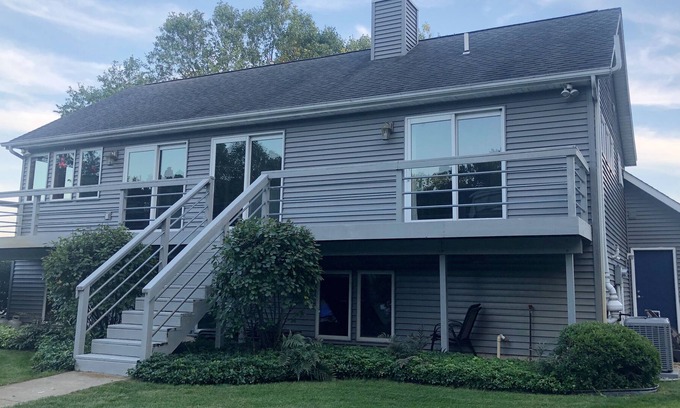 Culver House | Private Country Home just 3 miles from Culver