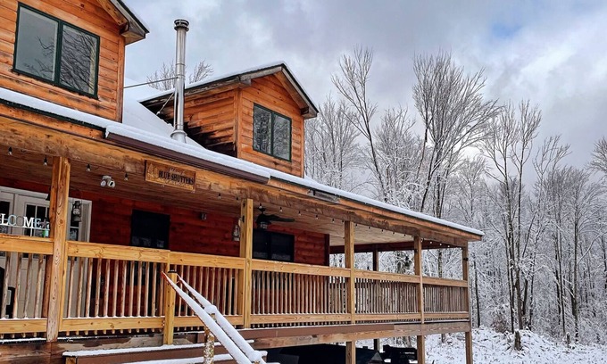 Moscow Cabin | Private Cozy Cabin on 165 acres in Poconos. Pool Room, Sauna, Poker, Hunting!