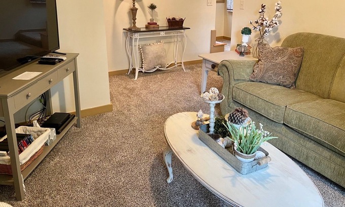 Liberty House | Private, Cozy Liberty Home