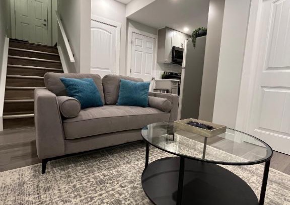 Southwest Calgary House | Private Cozy Secondary Suite, 2 Bedrooms, Separate Entrance