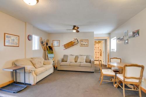 Duck Creek Village Apartment | Private Duck Creek Apartment Near Entertainment!