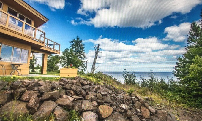 Grand Marais Condo | Private, End Condo on Superior w/ large PRIVATE SAUNA for 2! Panoramic views!
