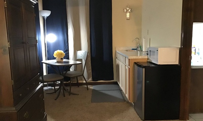 Abilene Apartment | Private Entrance Fully Furnished Large Bath & BR with Kitchenette
