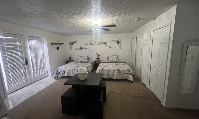 Spring Hill Apartment | Private Entrance Studio(Cheapest in the Region)