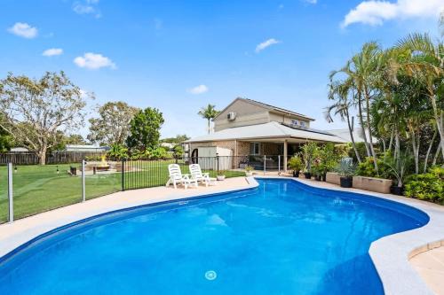 Kawungan House | Private Family Retreat - Pool Spa Tennis firepit
