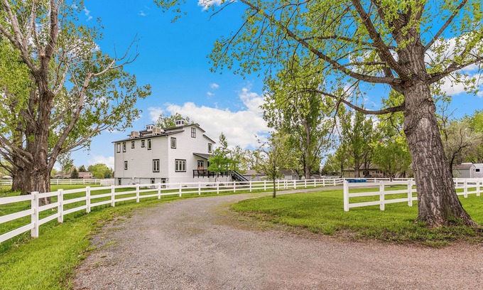 Arvada Other | Private Farmhouse with stunning views, close to all amenities!