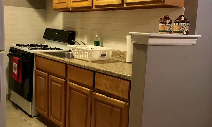 Rhawnhurst House | Private first floor duplex in Northeast area