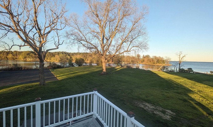 Rock Point House | Private Getaway at Four Waters Estate!