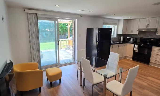 Aurora House | Private Guest House- A Beautiful Walkout Basement