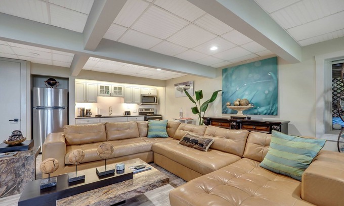 Charlevoix Apartment | Private Guest Suite | Lake Michigan | Beachfront | Remodeled | Pet Friendly