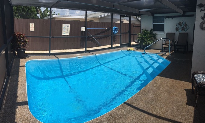 Embassy Hills House | Private Heated Pool Home / Just Minutes From The Gulf / Sleeps 9
