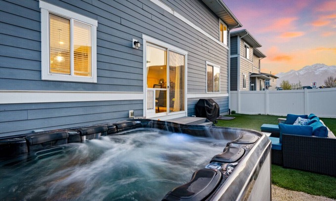 Bluffdale House | Private Hot Tub-Central Location