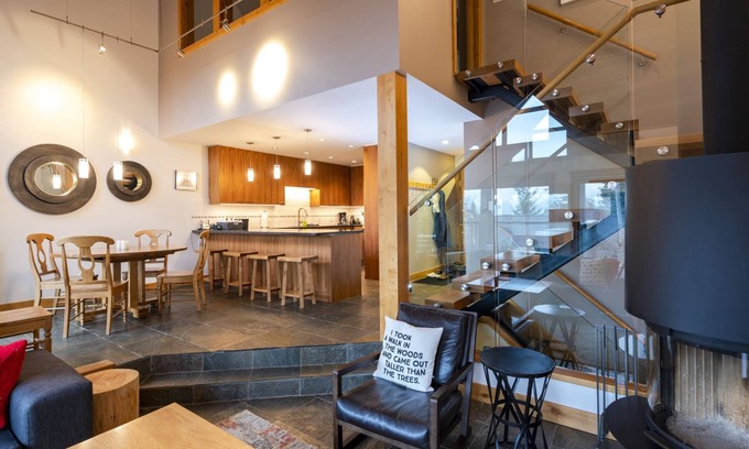 Upper Village Ski Chalet | Private Hot Tub on Village Run-TRULY Slopeside-Luxury, Amazing Views.