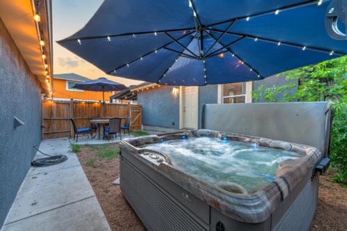 Downtown San Antonio House | Private Hot Tub3bd2ba 2 Miles To Sa River Walk