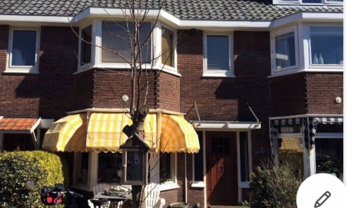 Alkmaar House | Private house in town center in quiet neighborhood. Free parking