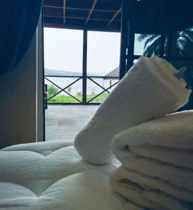 North Tongu Resort | Private Island at Akosombo