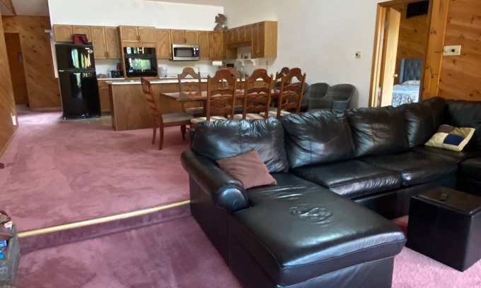 Kenora Cottage | Private Lake front cottage on Lake of the Woods Kenora