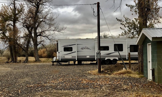Lucerne House | Private Location with access to the Big Horn River.