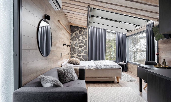 Jamsa House | Private & Luminous Suite with lake views