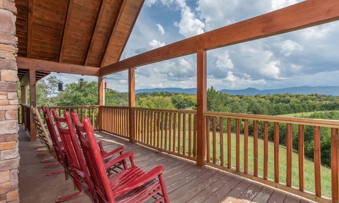 Sevierville Cabin | Private*On Douglas Lake w/access and dock*Dog(s) Welcome*