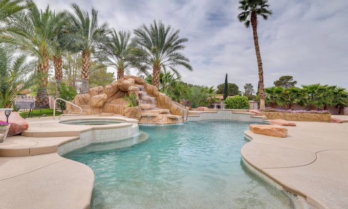 Las Vegas House | Private Outdoor Oasis: Las Vegas Getaway