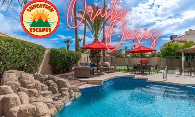 Phoenix House | PRIVATE Phoenix Retreat-Resort Style Pool & Spa~BBQ~Putting Green~EV Outlet~Golf