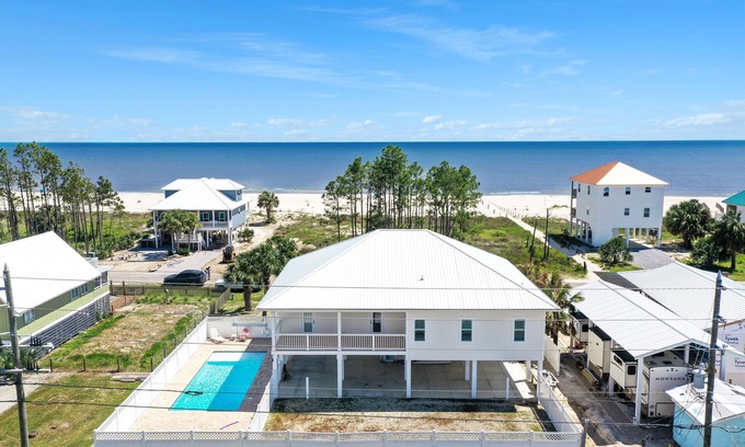 Port St. Joe House | Private Pool, 4 Bedroom, Gulf View, Quiet Beaches ~ Treasure Road