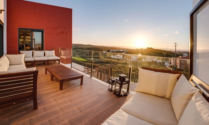 Barril de Baixo House | Private pool, chill out areas, stunning views
