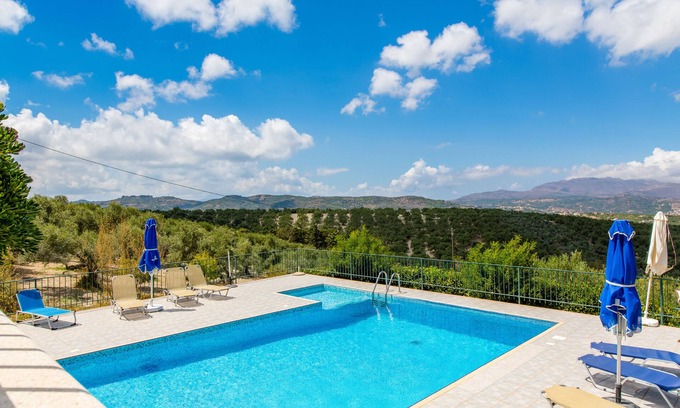 Kolymbari Villa | Private pool ★ Exclusive Mill Villa ★ Sea view ★ 4 bedrooms