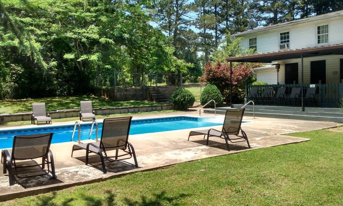 Douglasville House | PRIVATE POOL - Family Fun 6BR 4 BA Complete Privacy on land!