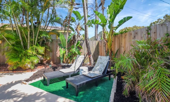 Parker Ridge House | Private Pool ~ King Bed - Open Air Lounge
