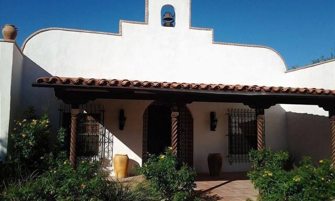 Sabinal House | Private Pool, Outdoor Fireplace and beautifully furnished