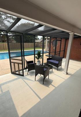 Prattville House | Private Pool Paradise