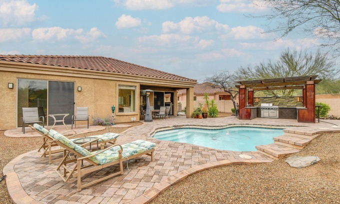 Glen Eagle House | Private Pool & Pergola: Arizona Vacation Rental