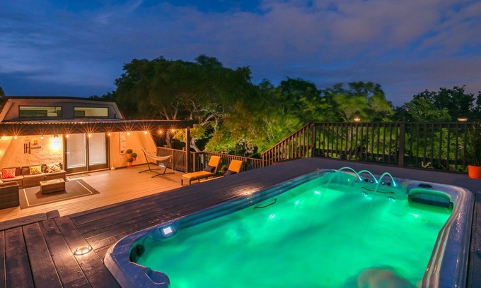 Wetmore House | Private Pool SPA with Stunning View, GameRoom and Firepit