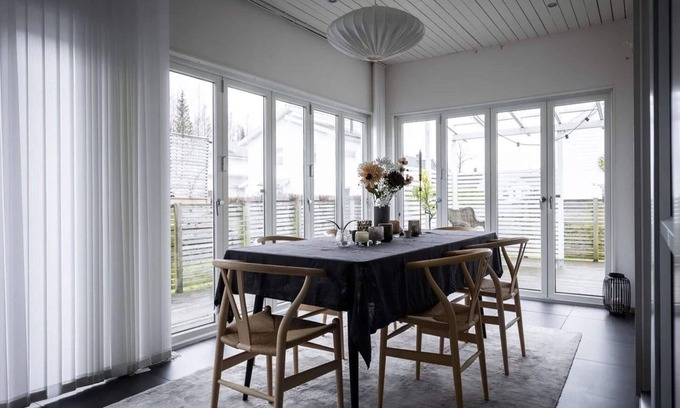 Sjomarken House | Private room nearby lake with view to the garden