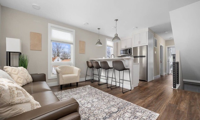 Traverse City Condo | Private rooftop with water views