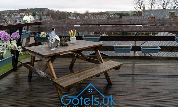 Huntly Apartment | ⭐ Private Room Arbor ⭐2 Guests, Roof Terrace, Free Wifi ❤️